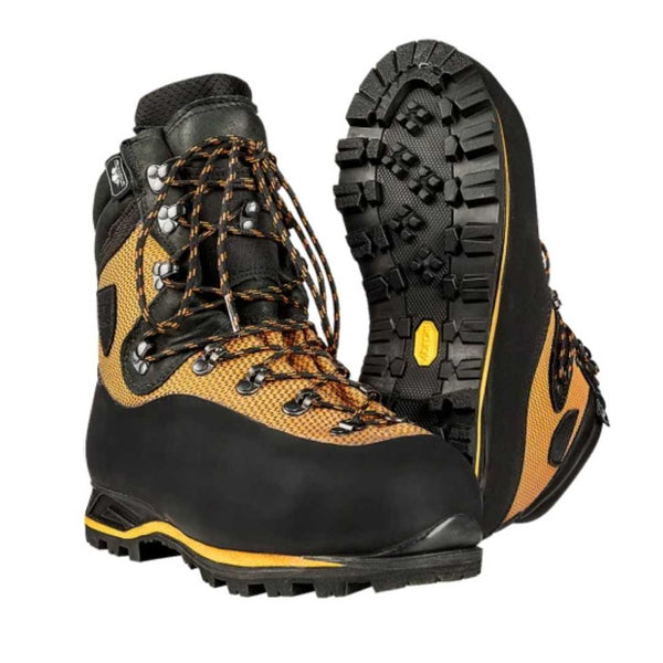 SIP Protection Grizzly 2.0 Chainsaw Boots Front & Sole